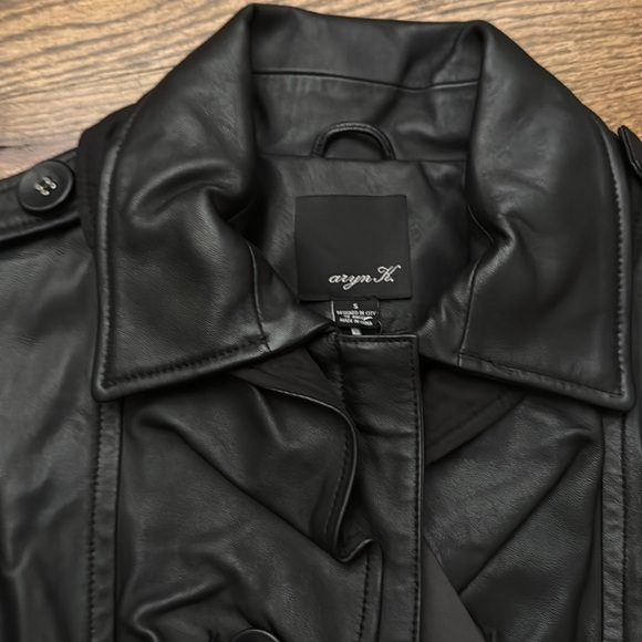 NWT Beautiful Aryn K Genuine Leather jacket size small - Picture 2 of 4
